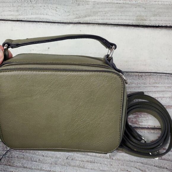 K. Carroll Accessories Olive Green Vegan Leather Crossbody Bag – Multi-Compartme - Picture 5 of 9